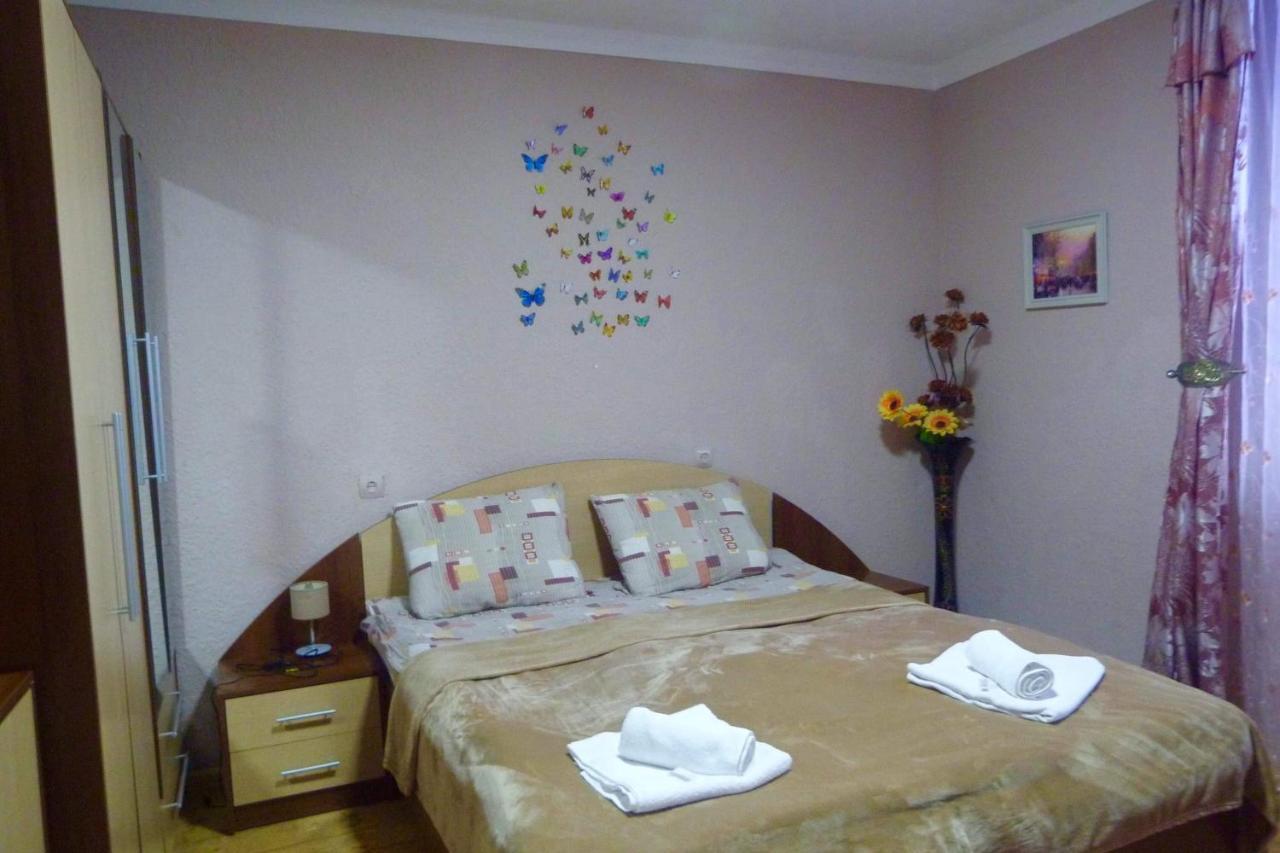 Sunny Guesthouse Stepantsminda Exterior photo